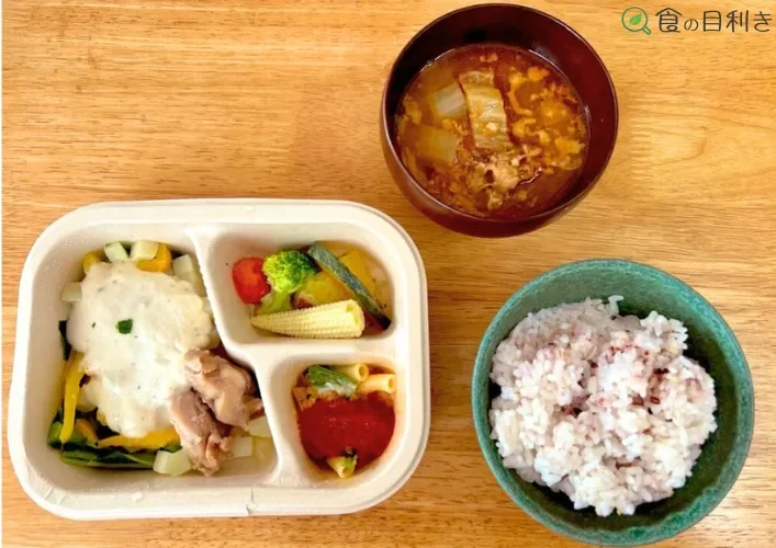 ハーブとケールのチキンクリームソース