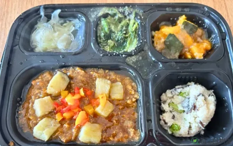 豚肉と野菜のトマトソース煮